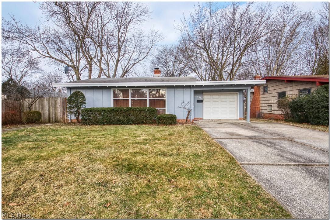 Parma Heights, OH 44130,6592 Sherborn RD