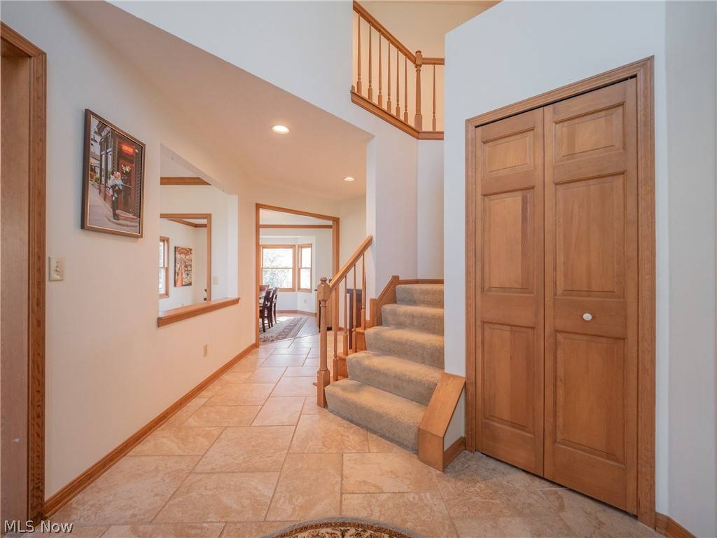 Avon Lake, OH 44012,519 Rockwood CT