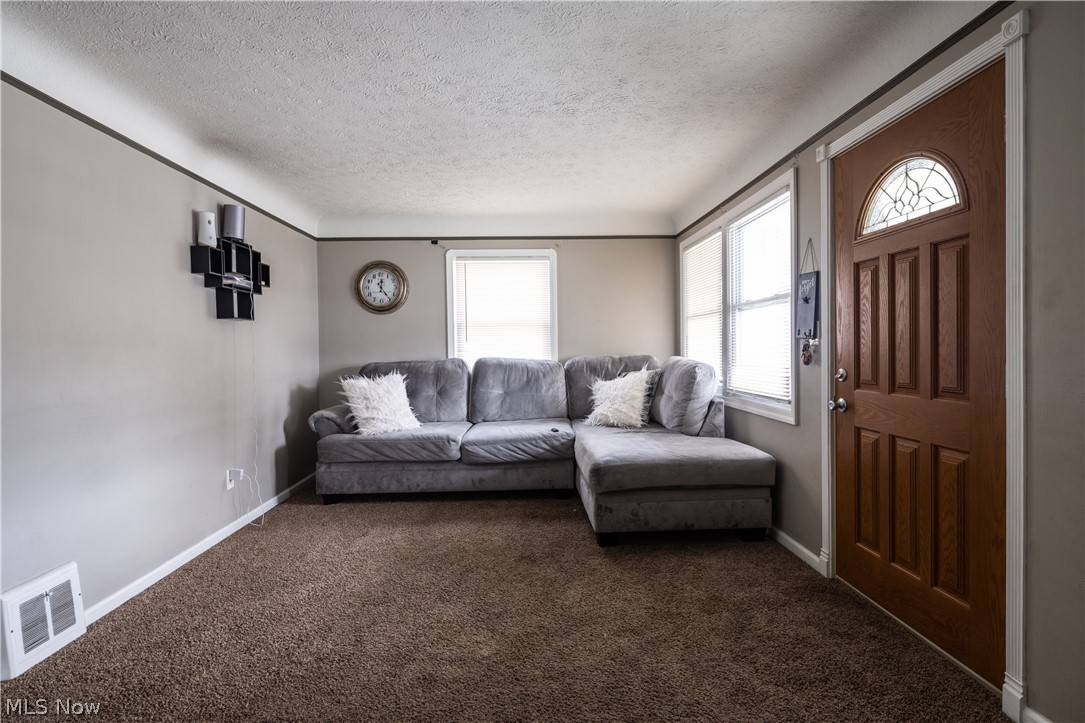 Maple Heights, OH 44137,15903 Maplewood AVE