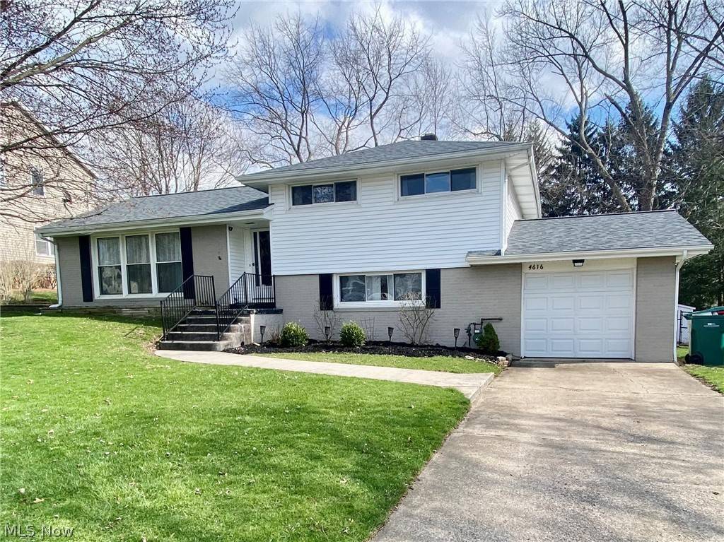 Canton, OH 44705,4616 Magnolia RD NE