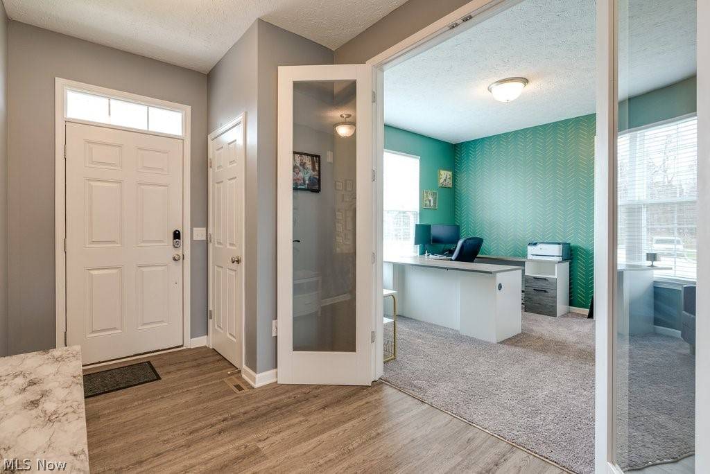 Tallmadge, OH 44278,272 Oakview CIR