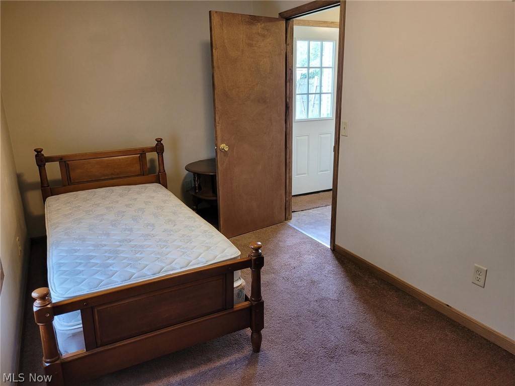 Canton, OH 44705,3421 Mahoning RD NE