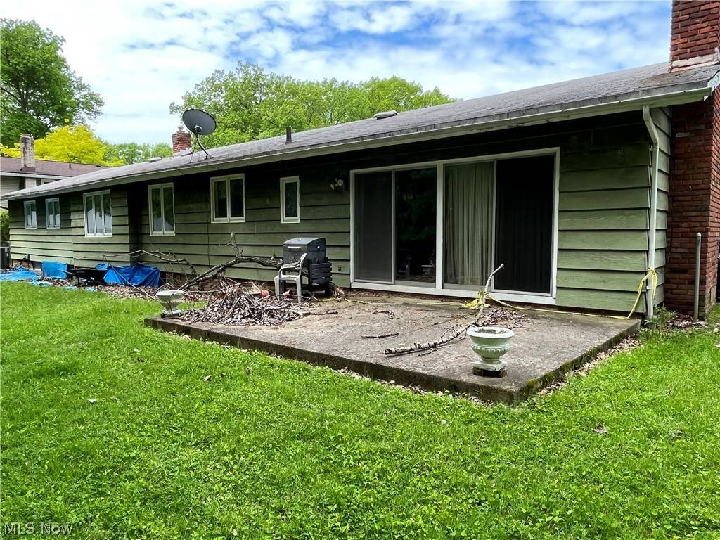 South Euclid, OH 44121,1159 Berwick LN