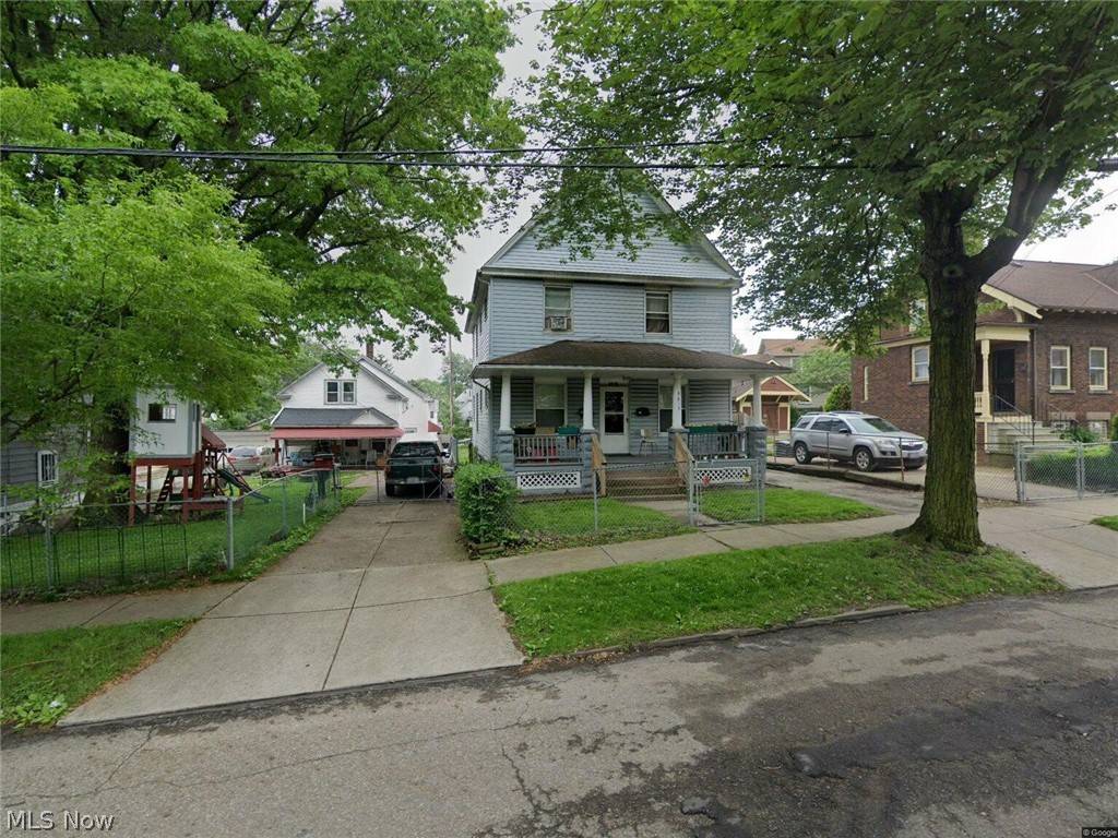 Cleveland, OH 44102,3615 W 52nd ST