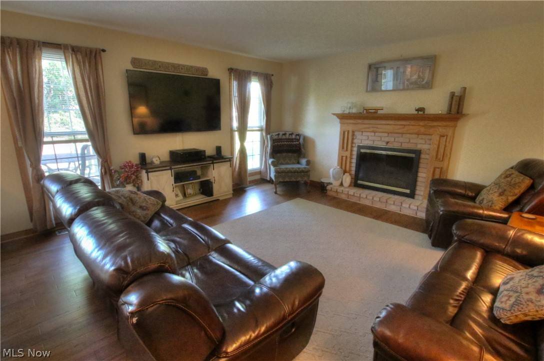 North Canton, OH 44720,8262 N Thornham CIR NW
