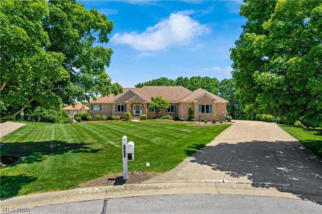 Canton, OH 44721,1656 Ridgecliff CIR NE