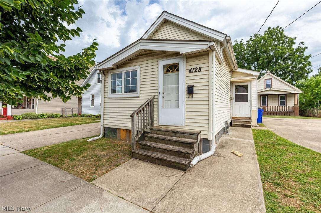 Cleveland, OH 44113,4126 Howlett AVE