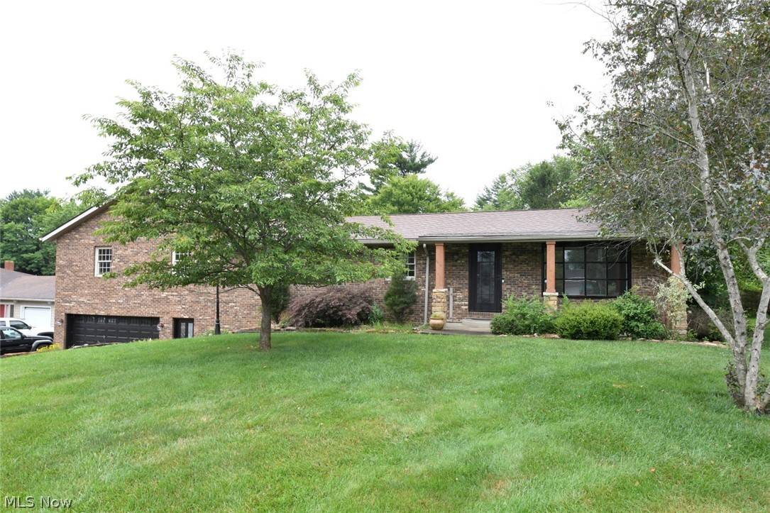 Zanesville, OH 43701,2035 Moonlight DR