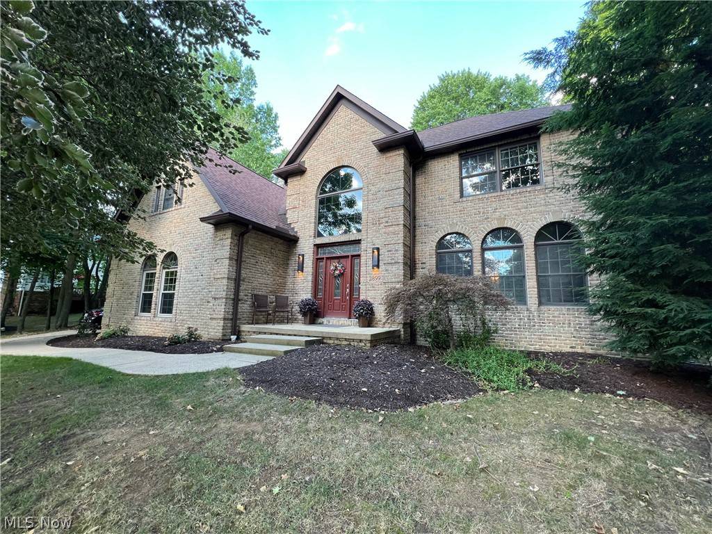 Cuyahoga Falls, OH 44223,2899 Valley RD