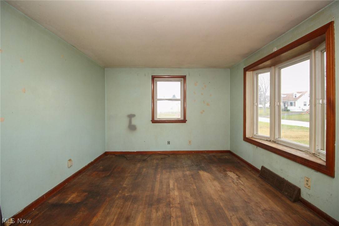 Niles, OH 44446,1551 Kearney ST