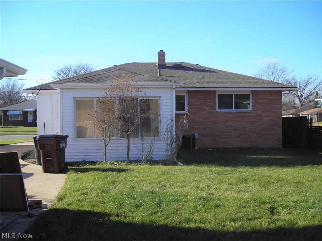 Parma, OH 44129,5303 Amherst DR