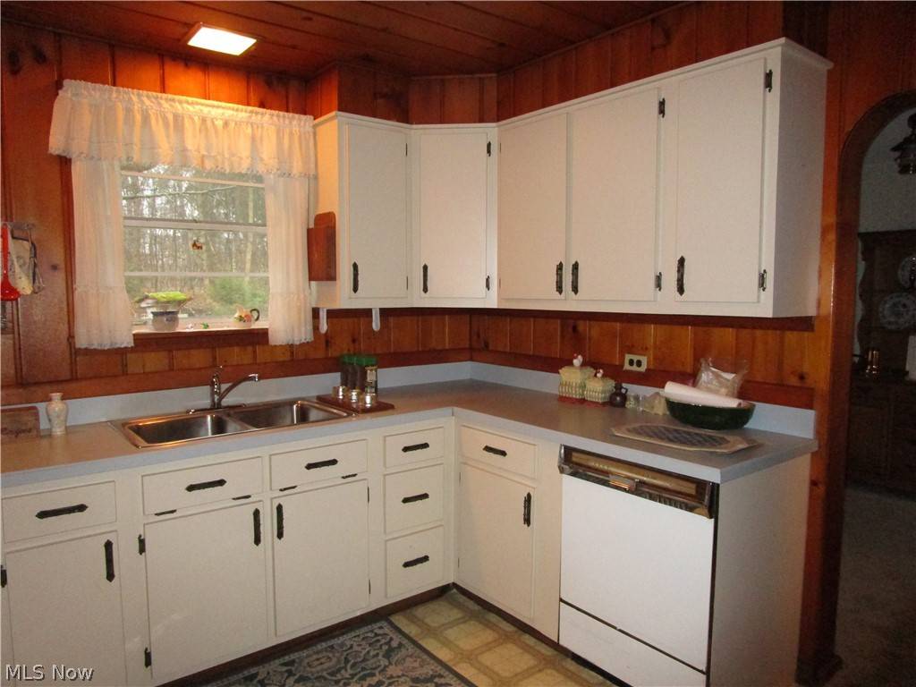 Painesville, OH 44077,838 Riverside DR