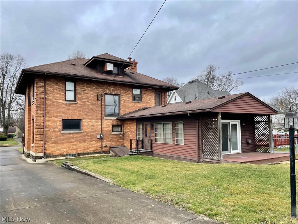 Coshocton, OH 43812,330 S 4th ST