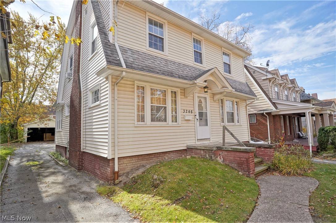 Cleveland Heights, OH 44118,3246 Berkshire RD