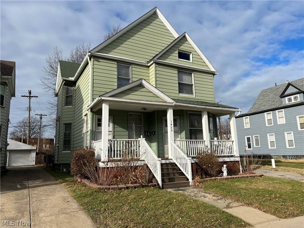 Cleveland, OH 44102,1428 W 85th ST