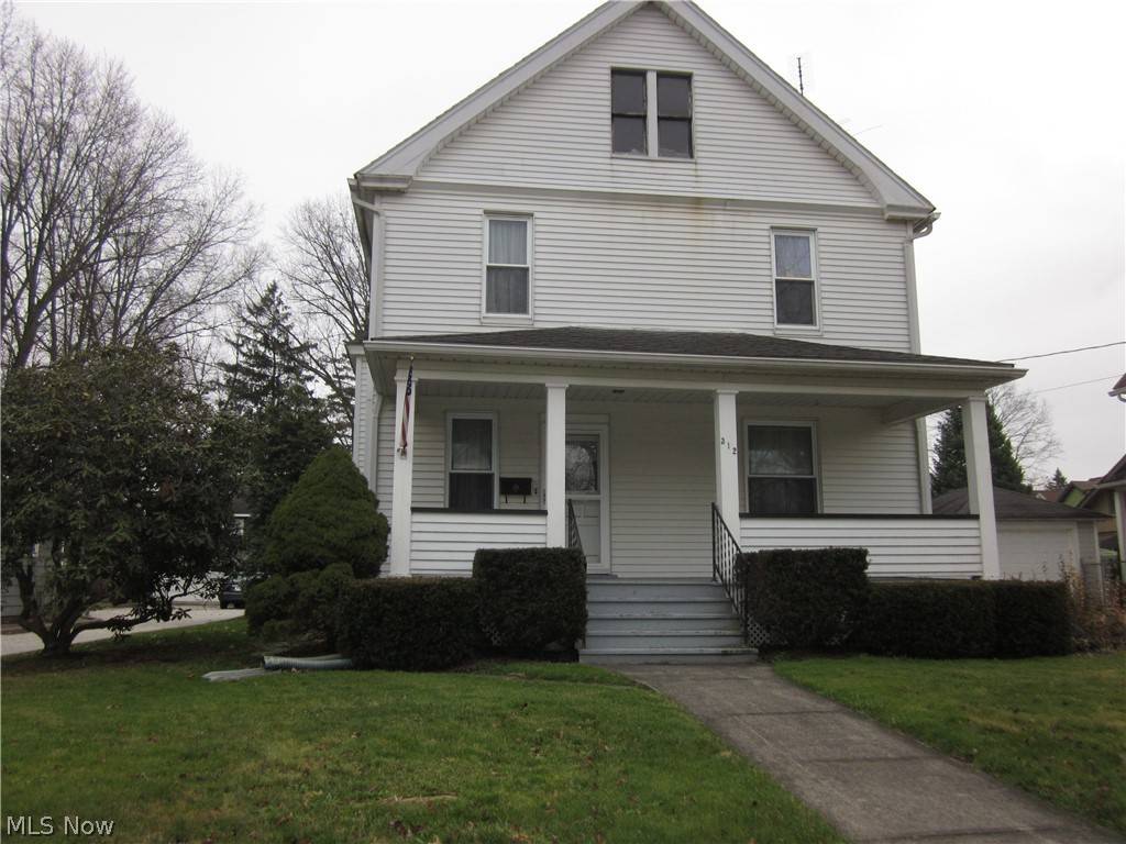 Ravenna, OH 44266,312 N Prospect ST