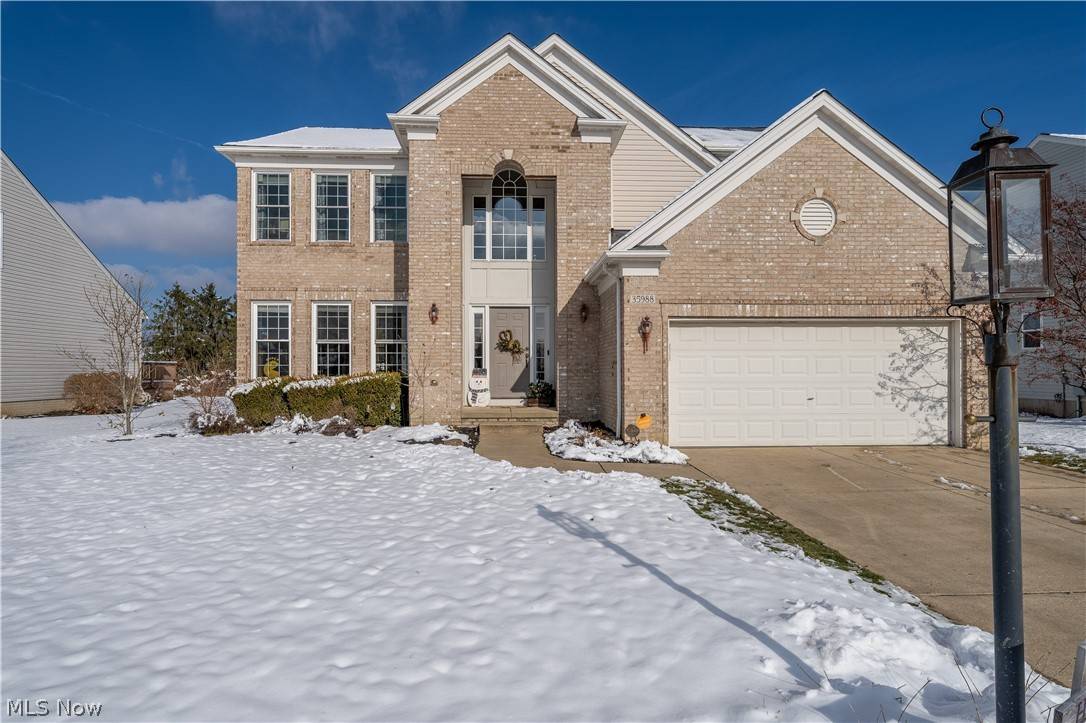 Avon, OH 44011,35988 Bentley DR