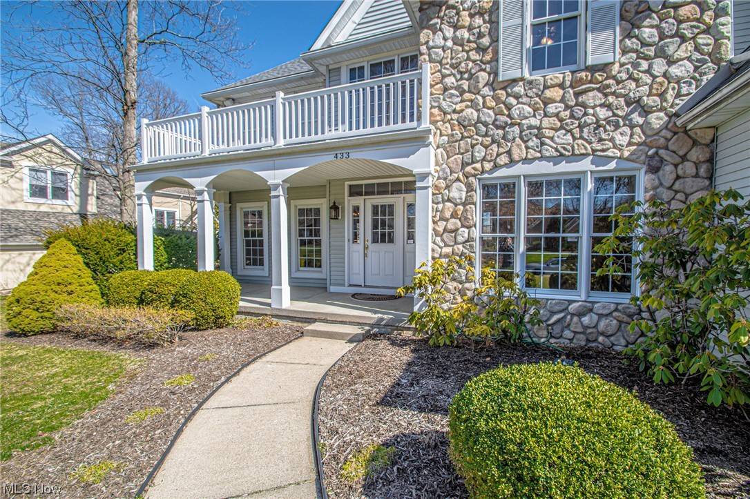 Akron, OH 44333,433 Castle Pines DR