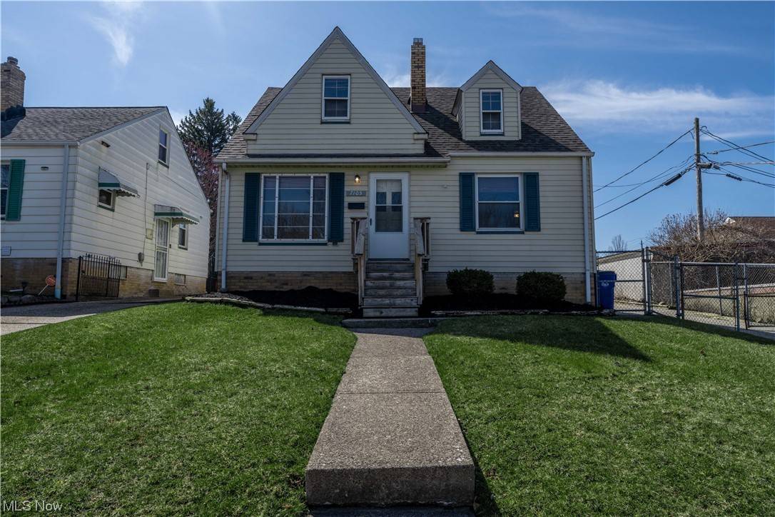 Cleveland, OH 44144,7105 Orchard Grove AVE