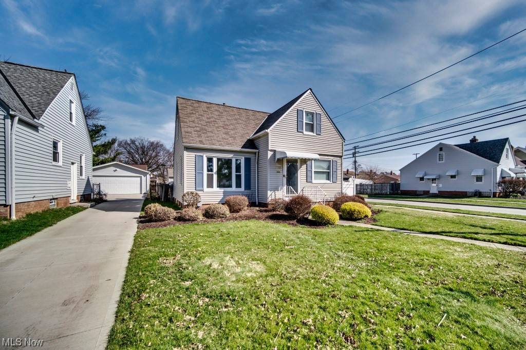 Parma, OH 44134,4402 Maplecrest AVE