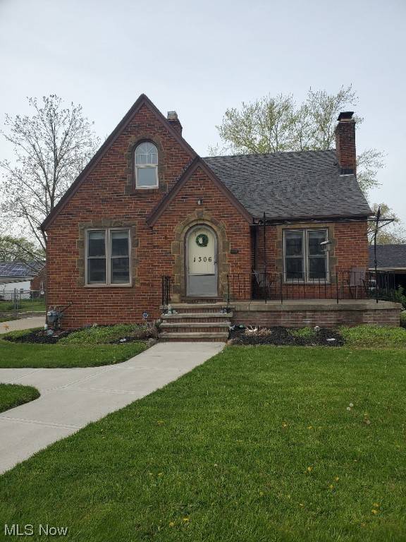 Parma, OH 44134,1306 Tuxedo AVE