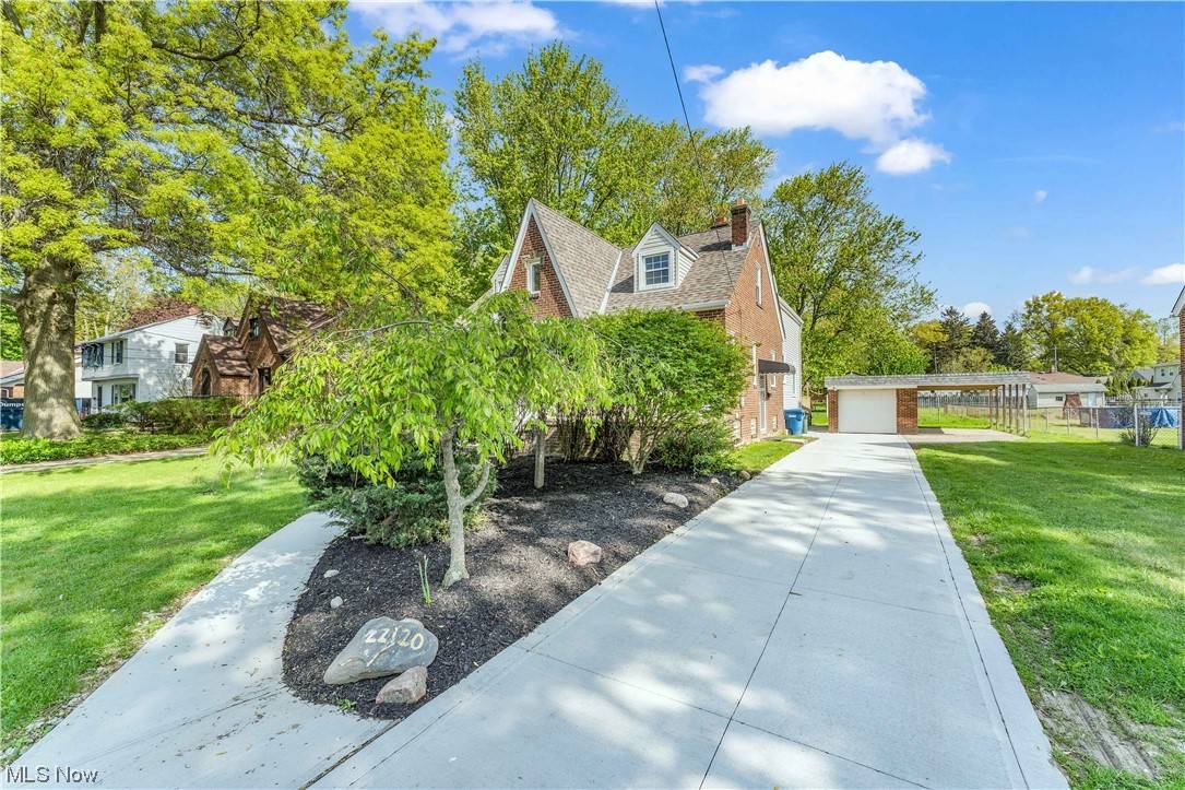 Fairview Park, OH 44126,22120 Macbeth AVE