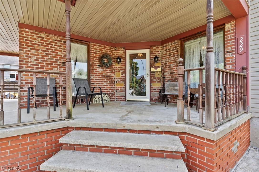 Struthers, OH 44471,229 Marion AVE