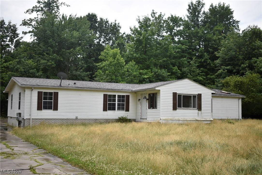 Youngstown, OH 44512,437 Oak AVE