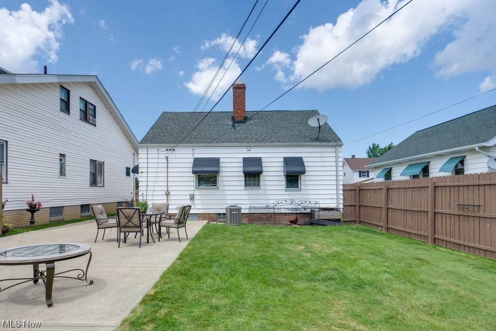 Parma, OH 44129,6111 Merkle AVE