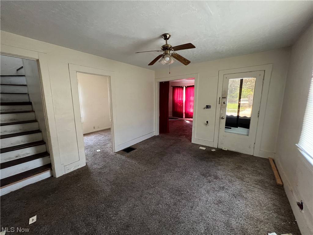 Lorain, OH 44052,2119 Washington AVE