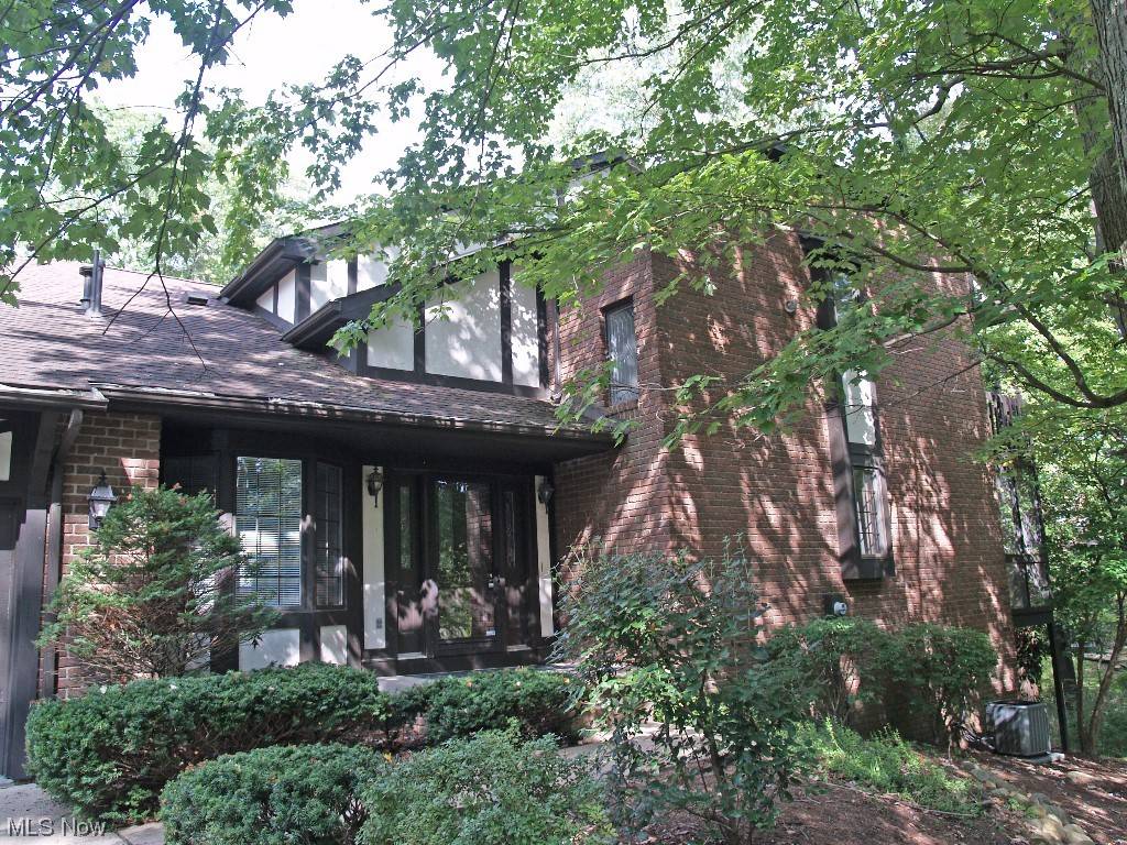 North Canton, OH 44709,234 Brookview DR SW