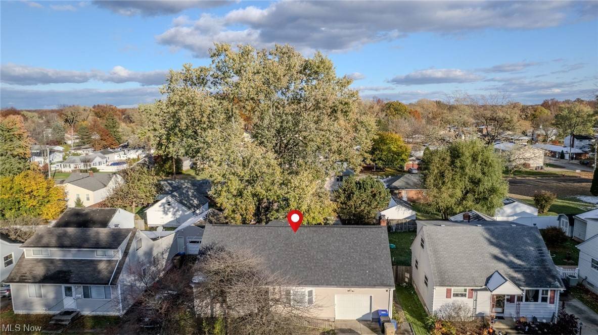 Cuyahoga Falls, OH 44221,3327 Elmwood ST