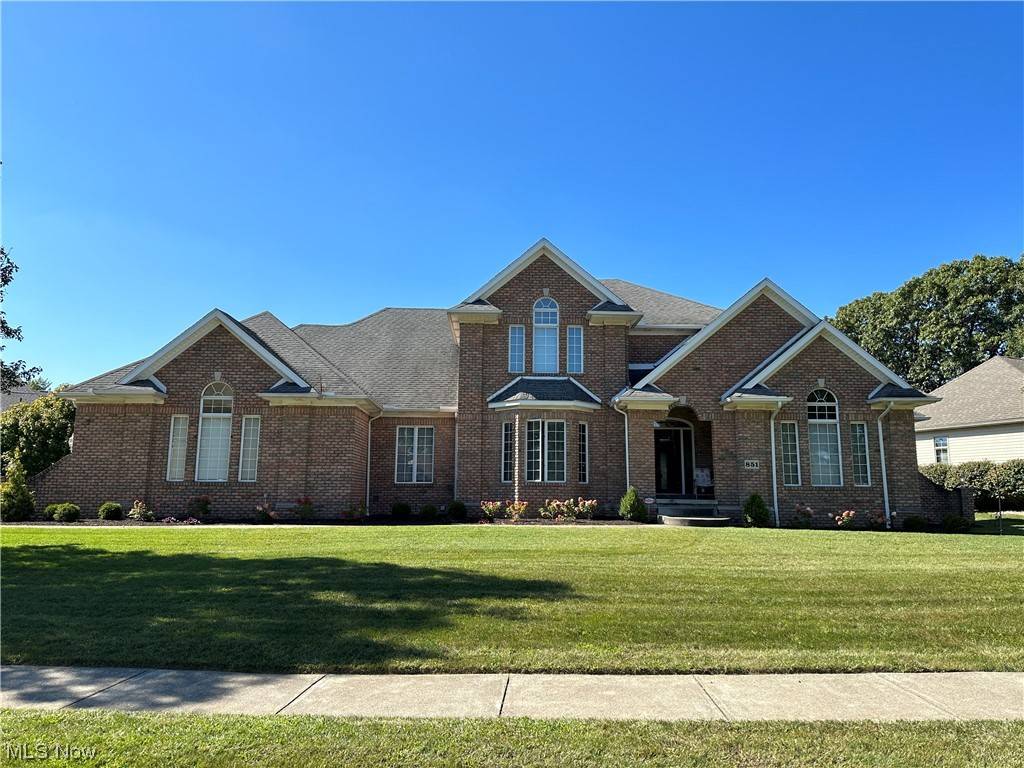 Akron, OH 44312,851 Redwood DR