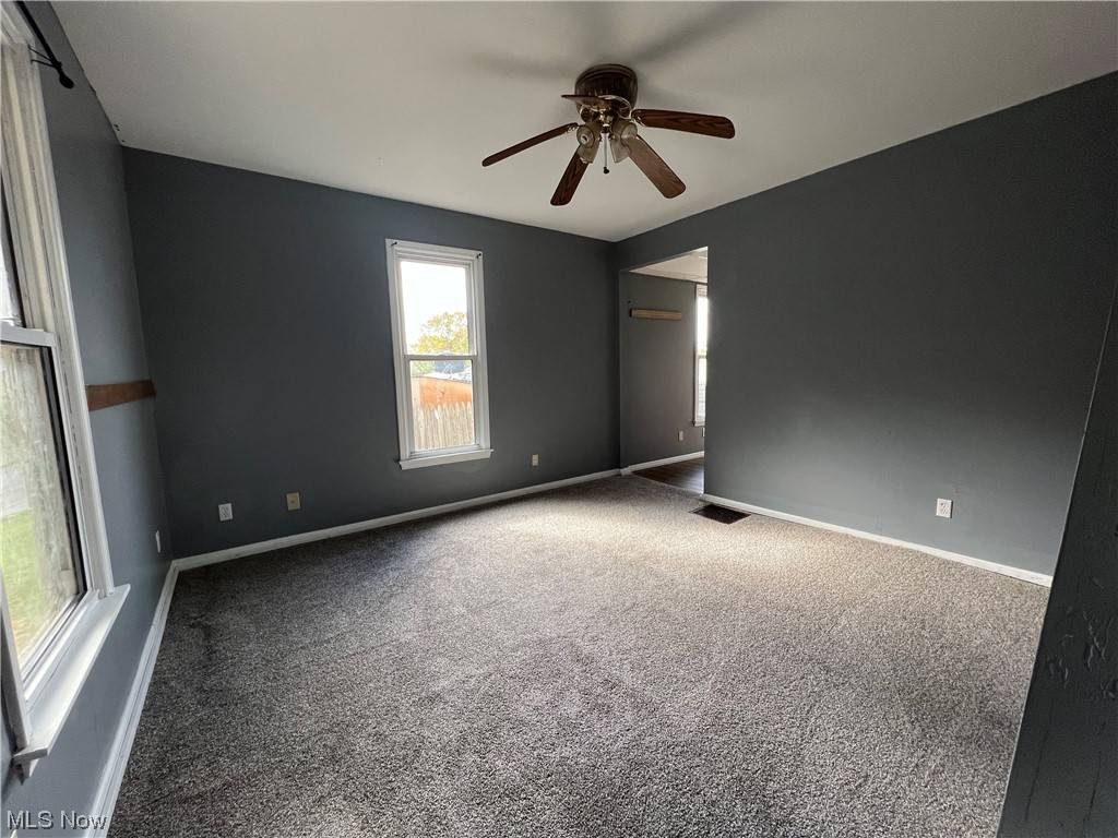Crooksville, OH 43731,415 N State ST