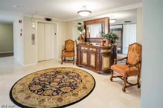 Akron, OH 44313,2375 Covington RD #312