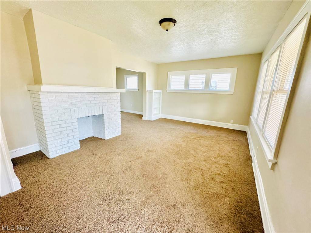 East Cleveland, OH 44112,15825 Elderwood AVE