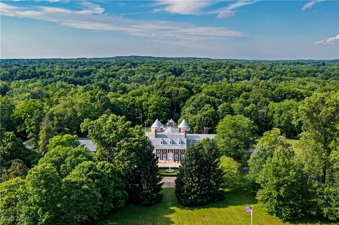 Hunting Valley, OH 44022,3450 Roundwood RD