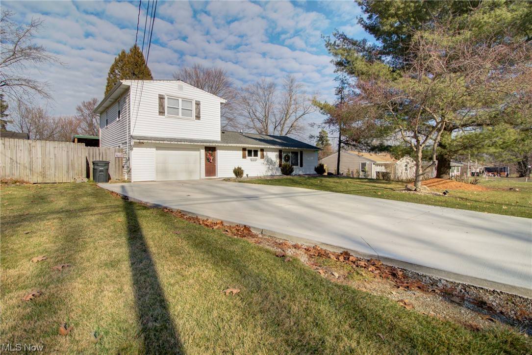 Brunswick, OH 44212,4121 Sleepy Hollow