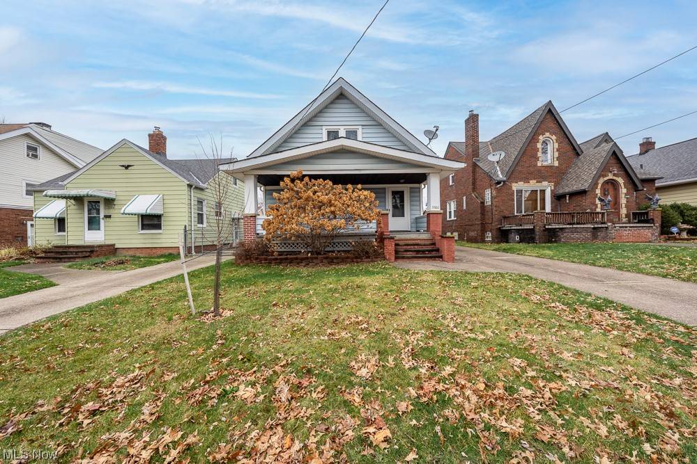 Cleveland, OH 44109,3300 Archmere AVE