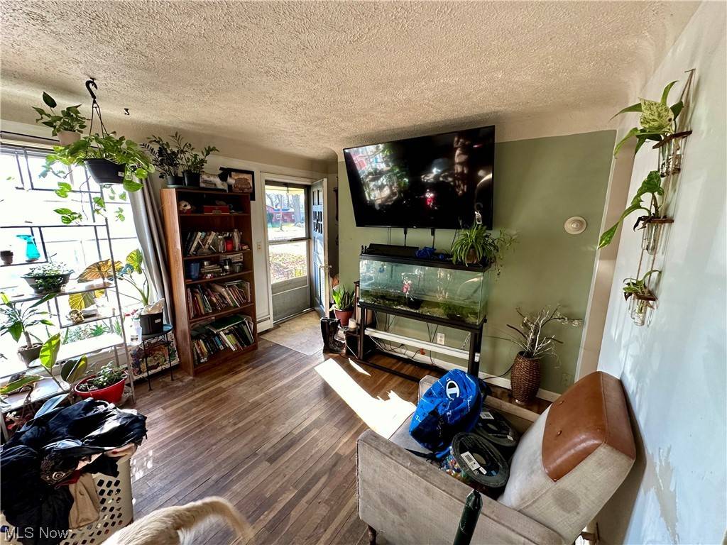 Eastlake, OH 44095,33703 Kenilworth RD