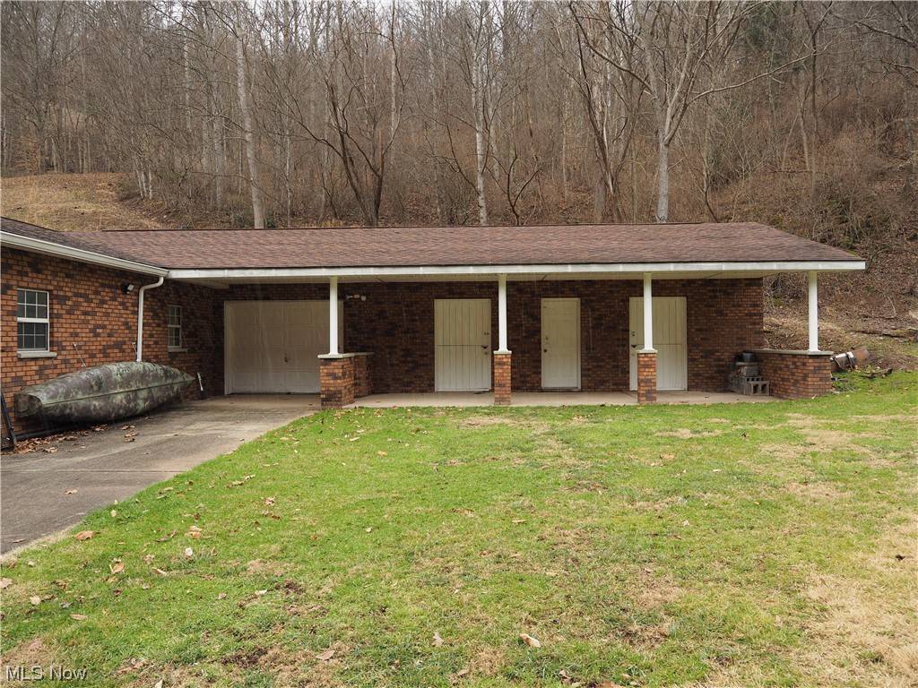 Gassaway, WV 26624,463 Chapel Rd.