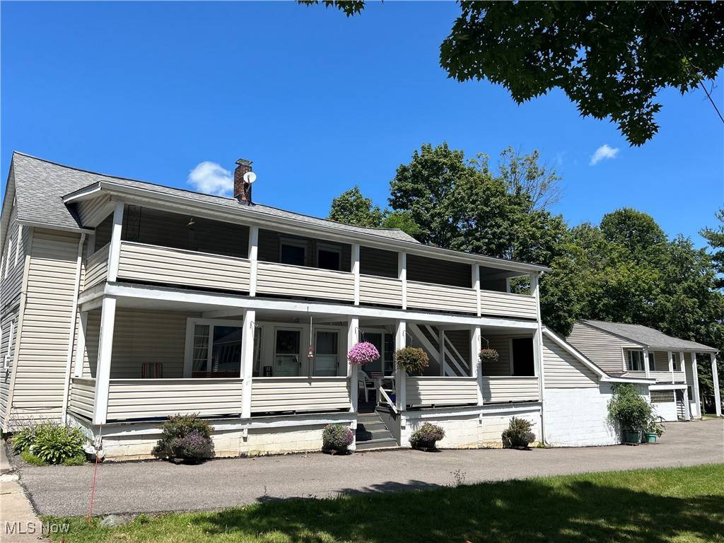 Burton, OH 44021,14561 Hickox