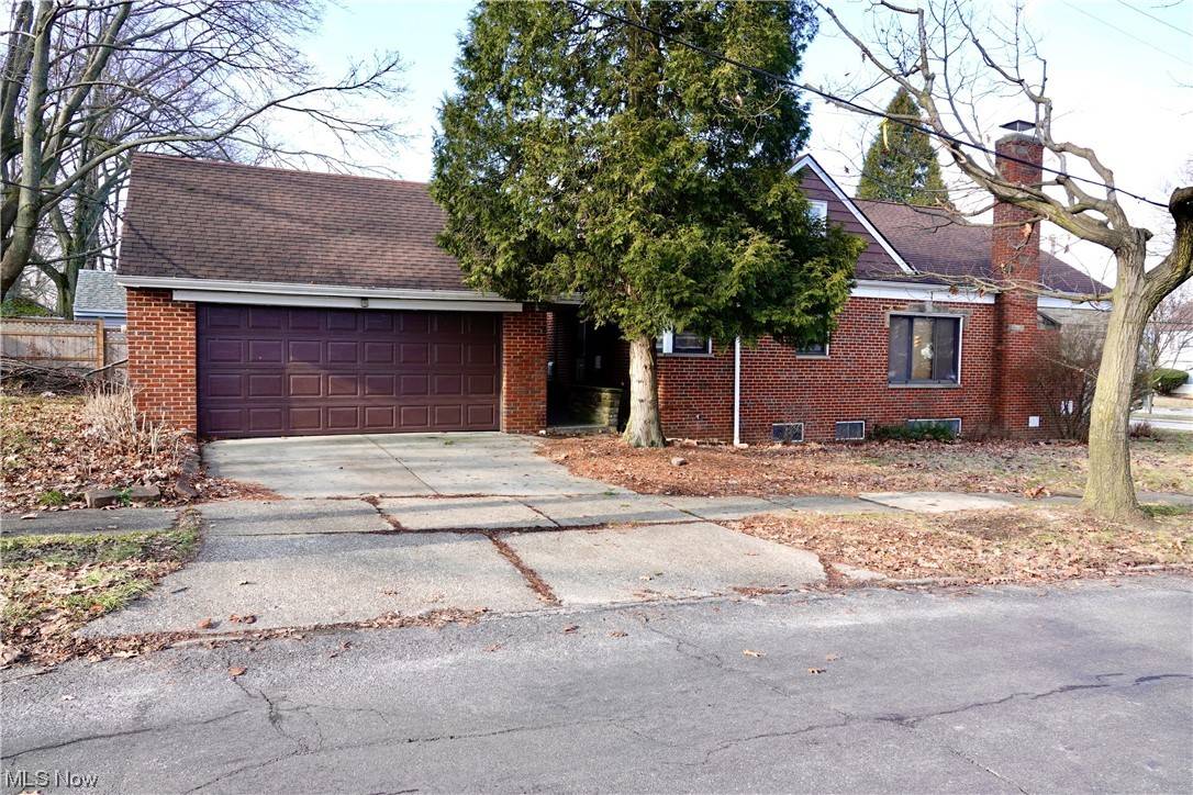 Cleveland Heights, OH 44121,4038 Monticello BLVD