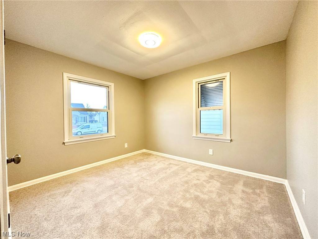 Garfield Heights, OH 44125,13404 York