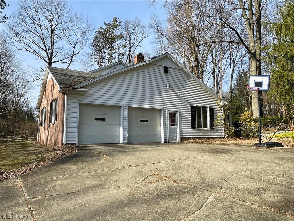 Youngstown, OH 44505,45 Redfern