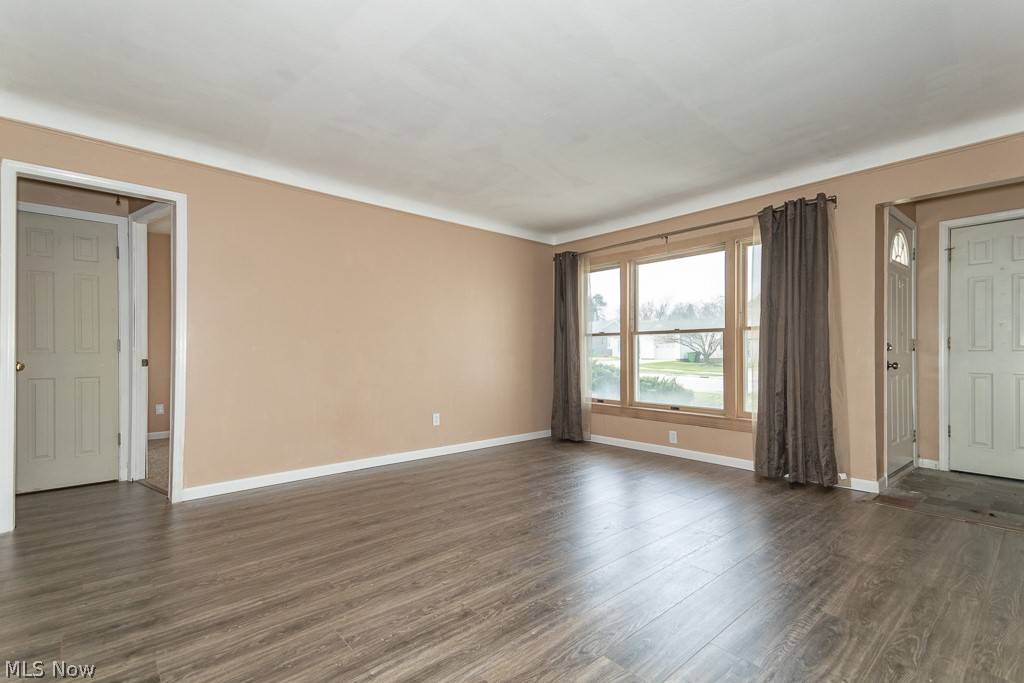Mayfield Heights, OH 44124,1255 Eastwood AVE