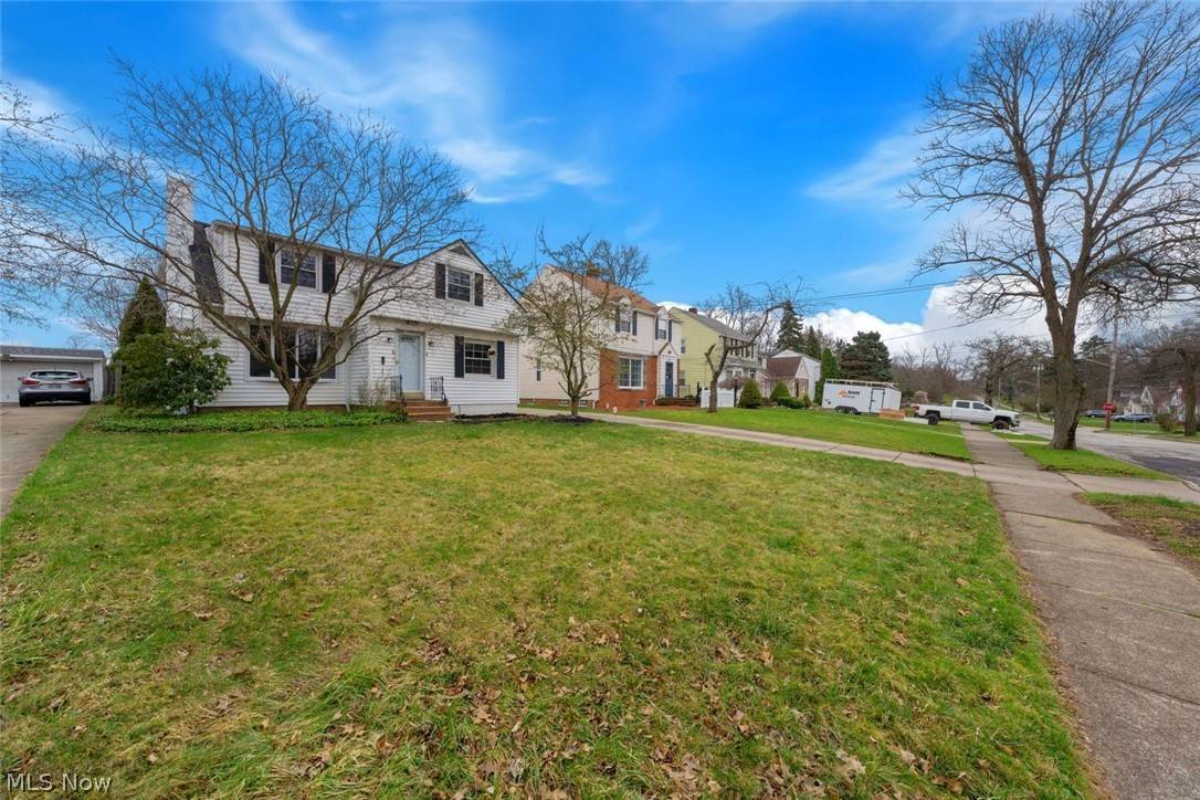 South Euclid, OH 44121,1239 Dorsh RD