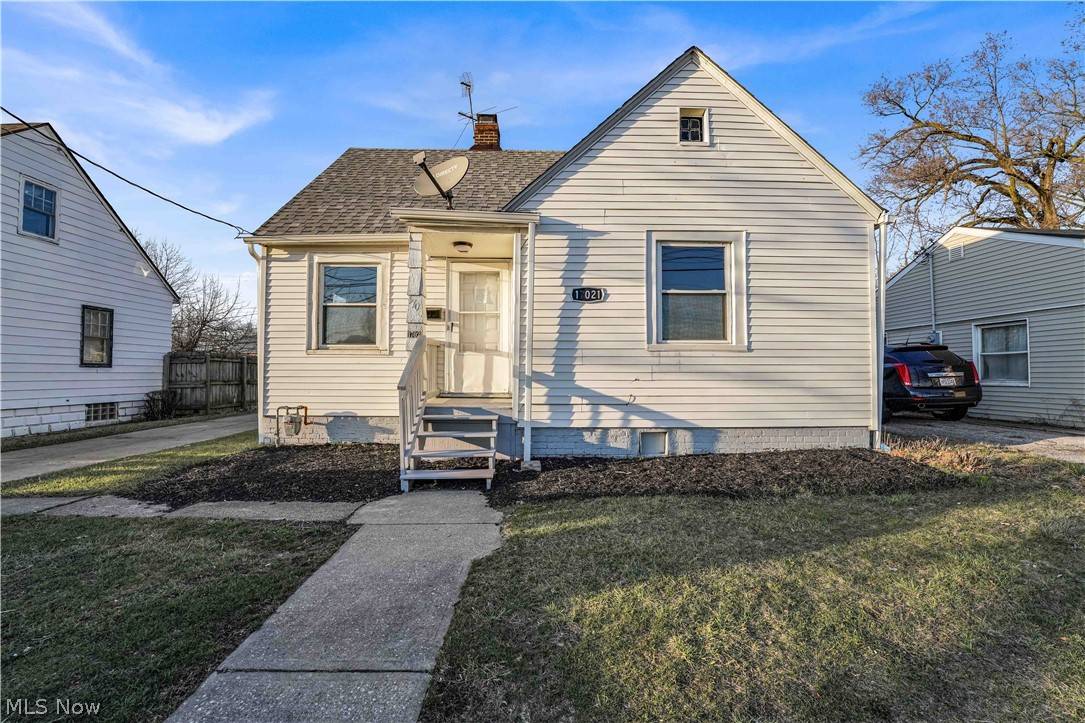 Cleveland, OH 44128,17021 Harvard AVE