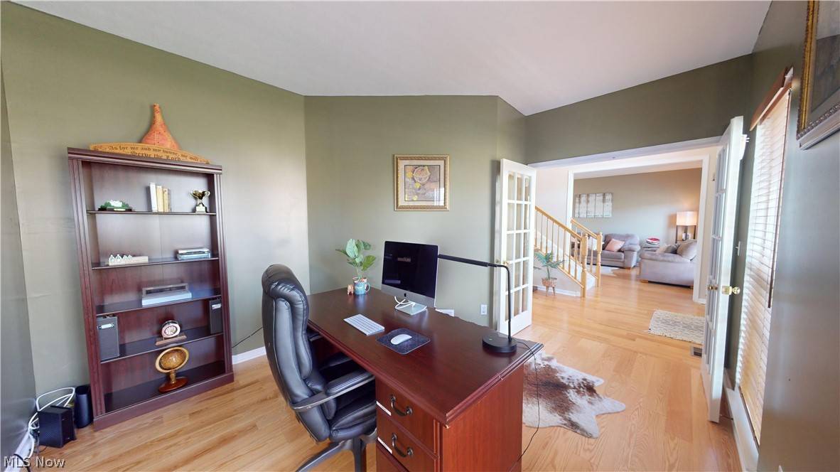 Streetsboro, OH 44241,850 Holborn RD