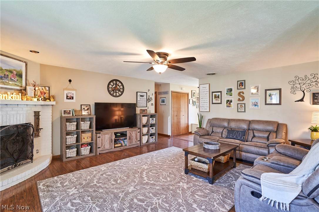 Ashtabula, OH 44004,1409 Warrick DR